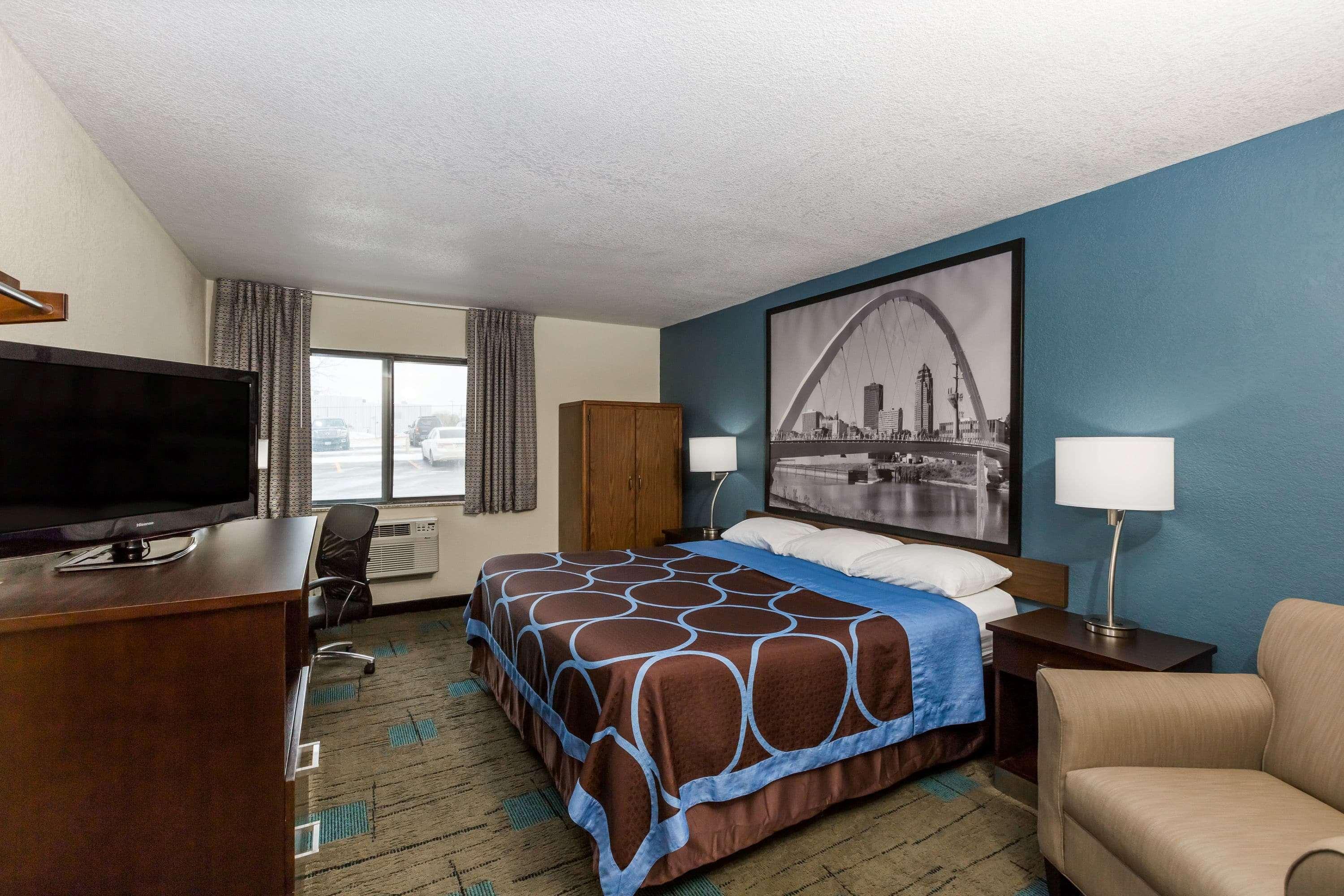 Super 8 By Wyndham Urbandale/Des Moines Area Motell Exteriör bild